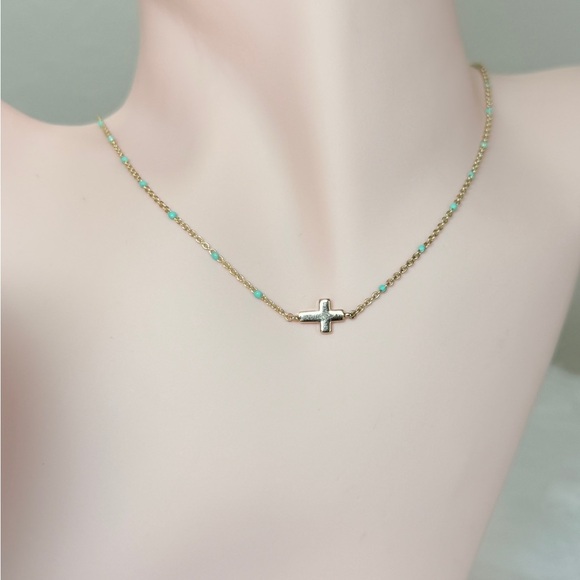 ⚜️ Gold and Turquoise Beaded Necklace - Picture 3 of 7